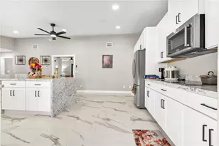 5721 Carrollwood Meadows Dr, Tampa, FL 33625 - Photo 13