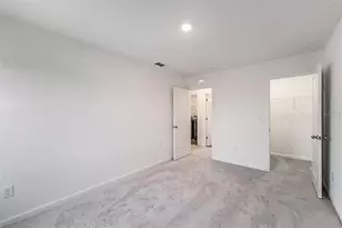 35412 Eastbrook Ave, Zephyrhills, FL 33541 - Photo 39