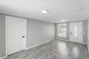 6802 W Comanche Ave, Tampa, FL 33634 - Photo 5