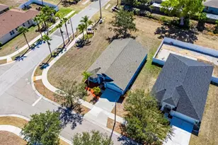 813 Cristelle Jean Dr, Ruskin, FL 33570 - Photo 71