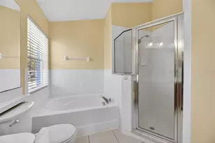 813 Cristelle Jean Dr, Ruskin, FL 33570 - Photo 45