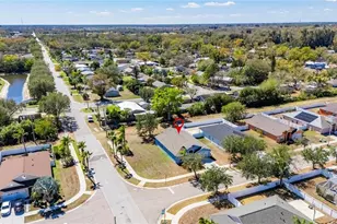 813 Cristelle Jean Dr, Ruskin, FL 33570 - Photo 75