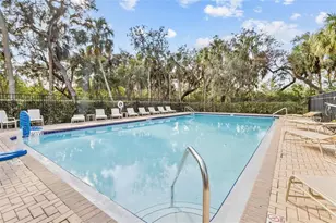 809 Tennyson Mill Cir, Tampa, FL 33619 - Photo 39