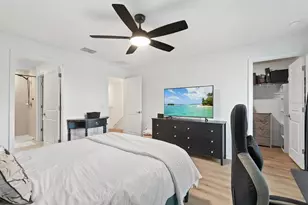 809 Tennyson Mill Cir, Tampa, FL 33619 - Photo 25