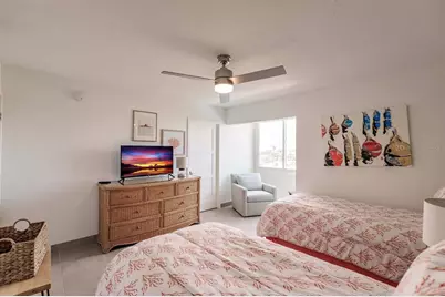 1125 W Peppertree Drive #407, Sarasota, FL 34242 - Photo 15