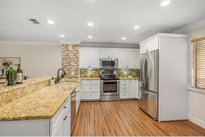 533 Sandy Hook Road, Treasure Island, FL 33706 - Photo 15