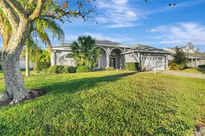 184 Winona Circle, Auburndale, FL 33823 - Photo 1