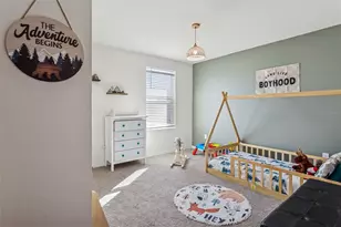 35571 Doveland Dr, Zephyrhills, FL 33541 - Photo 13