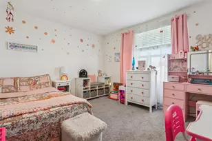 35571 Doveland Dr, Zephyrhills, FL 33541 - Photo 17