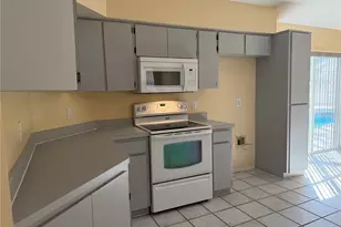 18230 Dolly Brook Ln, Lutz, FL 33549 - Photo 13