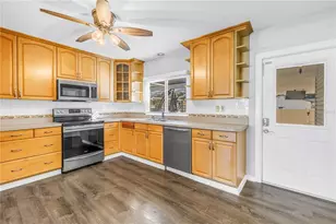 774 40th Ave NE, Saint Petersburg, FL 33703 - Photo 13