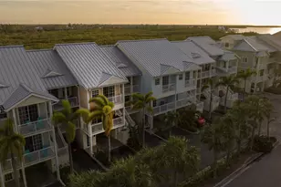 3244 Mangrove Point Dr, Ruskin, FL 33570 - Photo 1