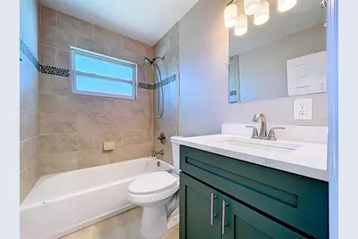 8822 Bay Street NE, Saint Petersburg, FL 33702 - Photo 27