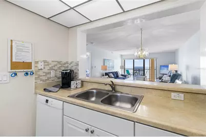 15000 Gulf Boulevard #605, Madeira Beach, FL 33708 - Photo 5