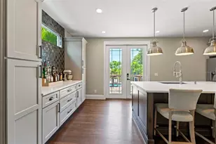 1170 24th Ave N, Saint Petersburg, FL 33704 - Photo 11