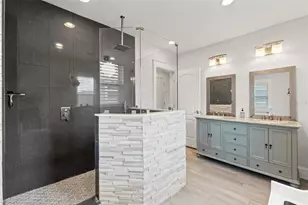 1170 24th Ave N, Saint Petersburg, FL 33704 - Photo 29