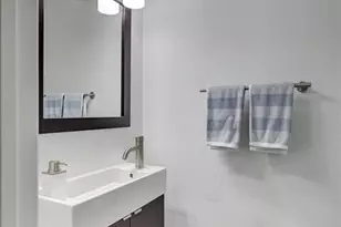 4799 Coquina Key Dr SE, Saint Petersburg, FL 33705 - Photo 9