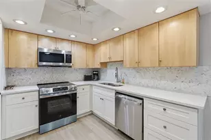 632 Edgewater Dr, Dunedin, FL 34698 - Photo 5