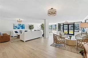 632 Edgewater Dr, Dunedin, FL 34698 - Photo 17