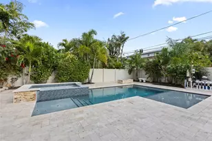 131 Toledo Way NE, Saint Petersburg, FL 33704 - Photo 5