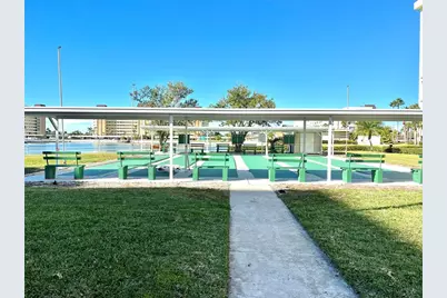 4550 Cove Circle #804, Saint Petersburg, FL 33708 - Photo 23