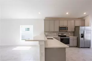 605 Rose Apple Cir, Port Charlotte, FL 33954 - Photo 7