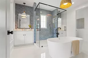 2200 N Glenwood Dr, Tampa, FL 33602 - Photo 43