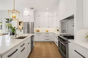 2200 N Glenwood Dr, Tampa, FL 33602 - Photo 23