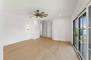 2200 N Glenwood Dr, Tampa, FL 33602 - Photo 41