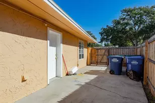 13698 120th St, Largo, FL 33778 - Photo 29