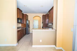 561 Winthrop Dr, Spring Hill, FL 34609 - Photo 13