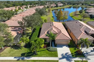 250 Silver Falls Dr, Apollo Beach, FL 33572 - Photo 3