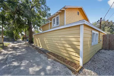 206 E Frierson Avenue, Tampa, FL 33603 - Photo 53