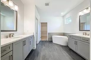 4732 W Wallcraft Ave, Tampa, FL 33611 - Photo 57