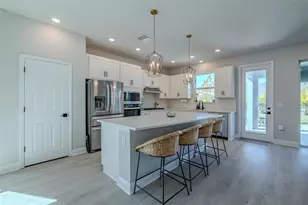 5924 Hidden Br Dr, Apollo Beach, FL 33572 - Photo 5