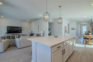 5924 Hidden Br Dr, Apollo Beach, FL 33572 - Photo 9