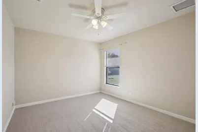 10048 Lebanon Drive, Port Charlotte, FL 33981 - Photo 23