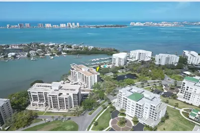 8 Belleview Boulevard #702, Belleair, FL 33756 - Photo 3