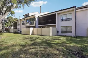 4709 Puritan Cir, Tampa, FL 33617 - Photo 27