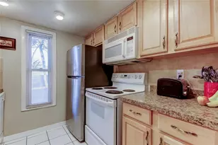 3650 41st Way S, Saint Petersburg, FL 33711 - Photo 9