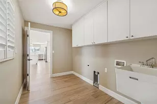 7864 9th Ave S, Saint Petersburg, FL 33707 - Photo 21