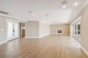 7864 9th Ave S, Saint Petersburg, FL 33707 - Photo 23