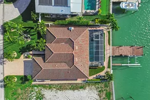 7864 9th Ave S, Saint Petersburg, FL 33707 - Photo 39