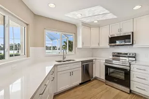 7864 9th Ave S, Saint Petersburg, FL 33707 - Photo 7