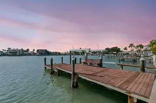 7864 9th Ave S, Saint Petersburg, FL 33707 - Photo 37