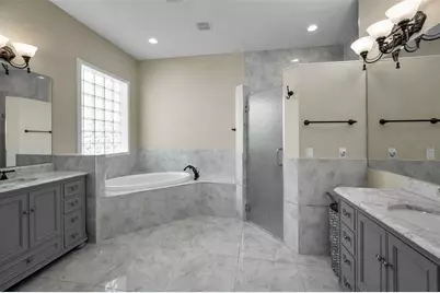 10622 Cape Hatteras Drive, Tampa, FL 33615 - Photo 21