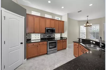 10622 Cape Hatteras Drive, Tampa, FL 33615 - Photo 15