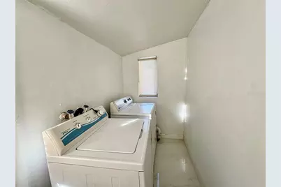 524 E Lime Street, Tarpon Springs, FL 34689 - Photo 15