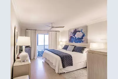 1055 W Peppertree Drive #206AA, Sarasota, FL 34242 - Photo 9