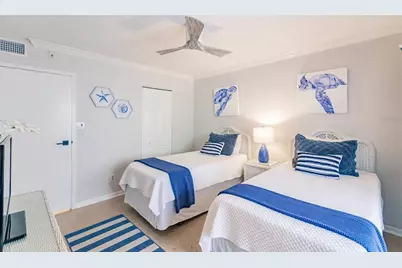 1055 W Peppertree Drive #206AA, Sarasota, FL 34242 - Photo 17